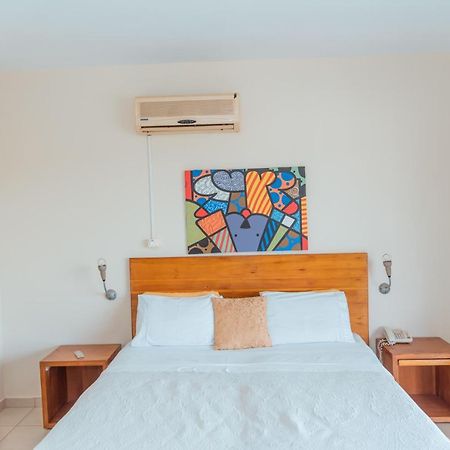 Casa Blanca Otel Ciudad del Este Dış mekan fotoğraf