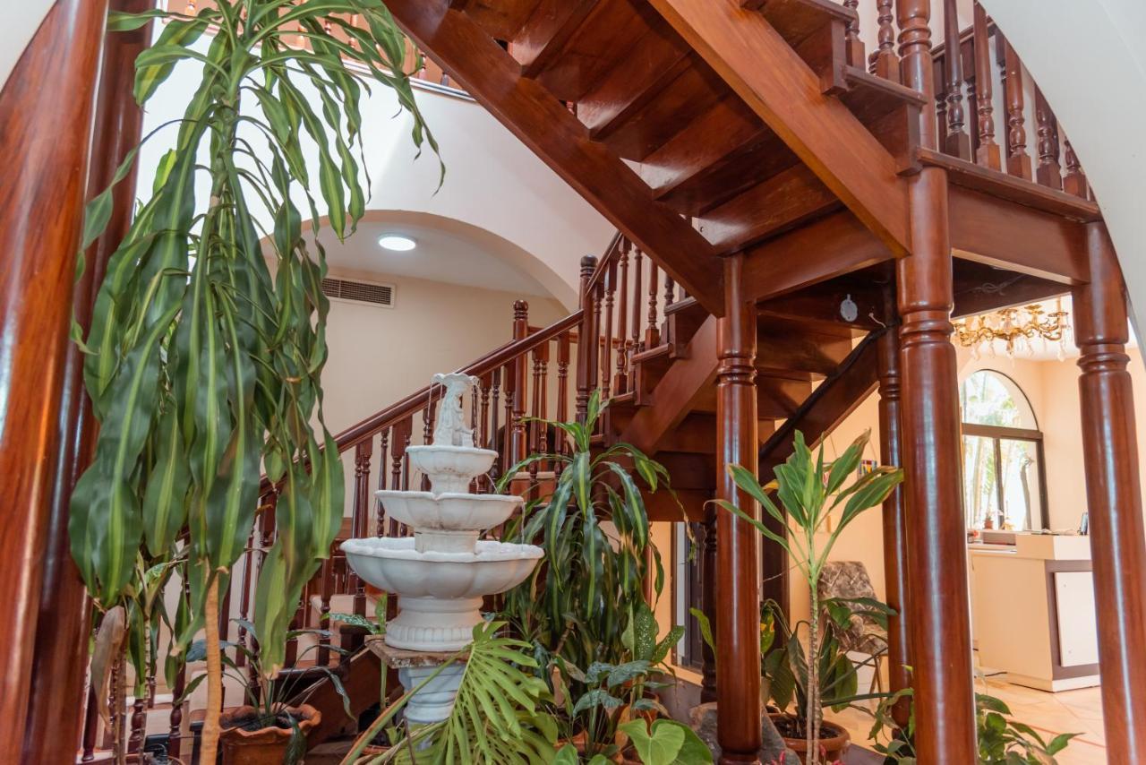 Casa Blanca Otel Ciudad del Este Dış mekan fotoğraf