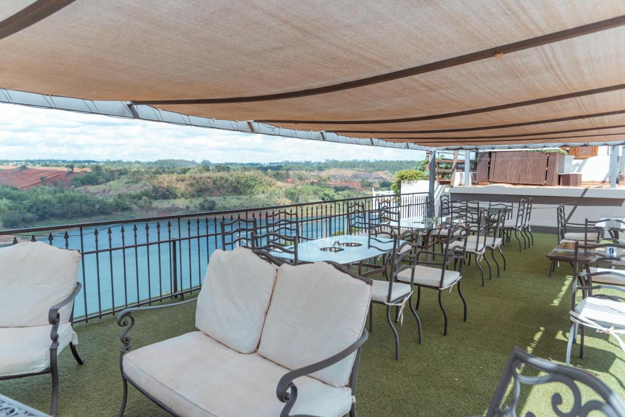 Casa Blanca Otel Ciudad del Este Dış mekan fotoğraf